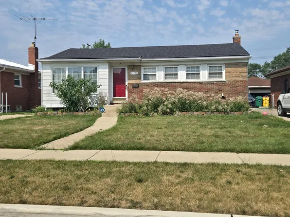 23745 Almond Ave, Eastpointe, MI 48021