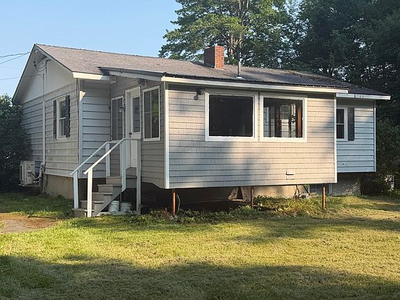 4th image of 94 Stillwater Avenue