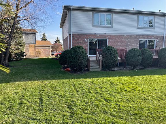 2nd image of 15939 Blackwater Ct