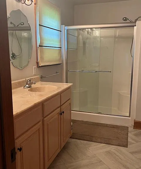 343 Governors Ln — Photo 16