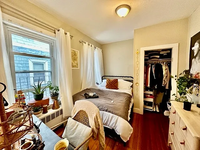 Building Photo - 435 Hanover St #3D
