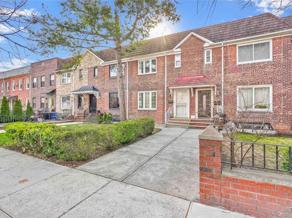 2151 47th Street #1, Astoria, NY 11105