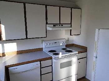 2nd image of 1014 11th St NW