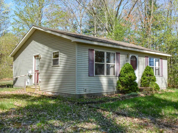 857 Maryjo Dr, Traverse City, MI 49686