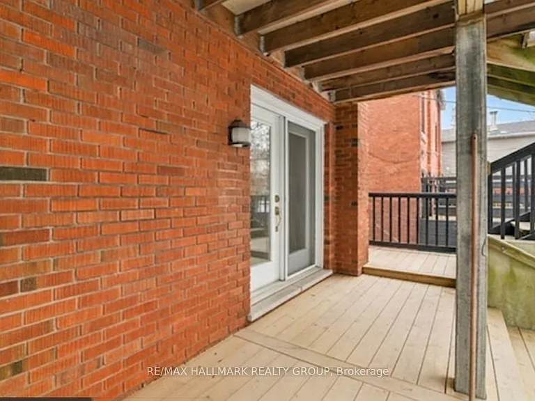 55 Ivy Cres #2 — Photo 17