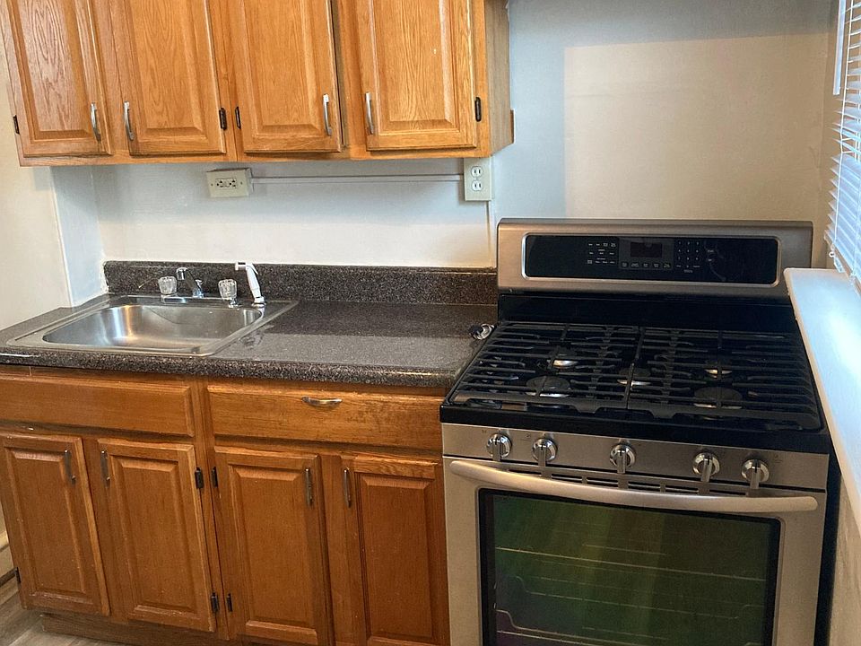 1st image of 6531 Elmwood Ave #1