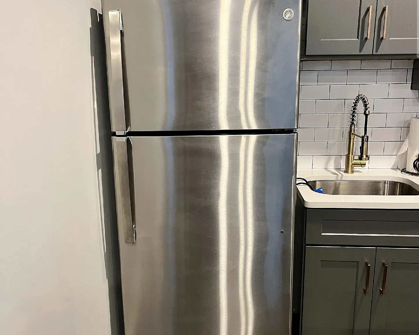 1 bed, 808 sqft, $2,200 — Photo 3