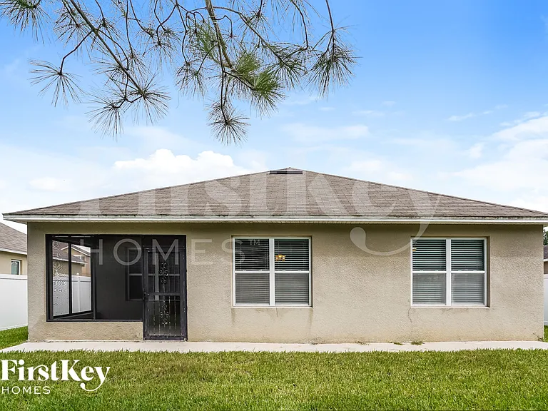 16736 Citrus Pkwy — Photo 14