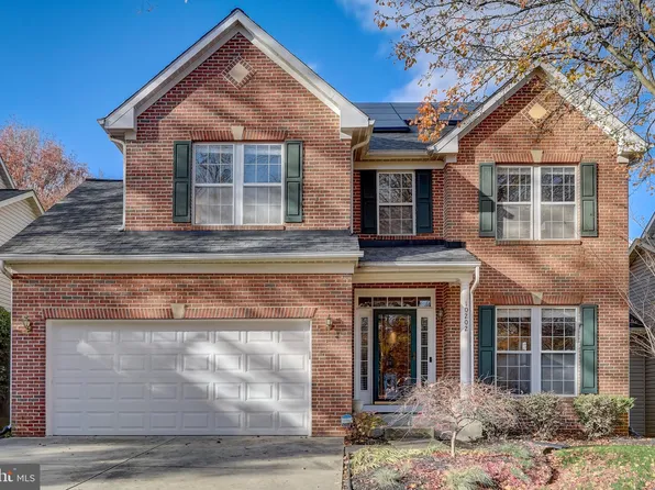 10202 Woodview Dr, Bowie, MD 20721