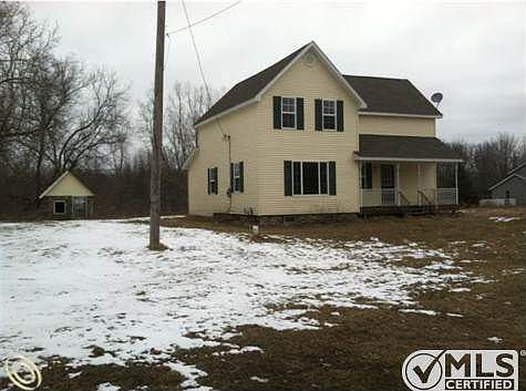 400 angle 2 outside.JPG