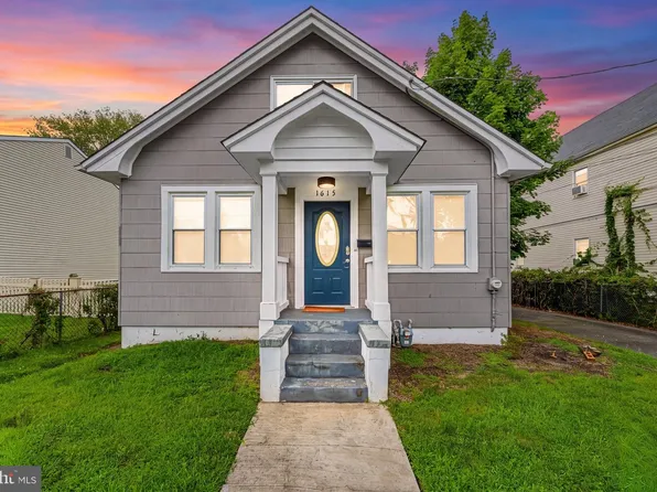 1615 Mabel St, Piscataway, NJ 08854