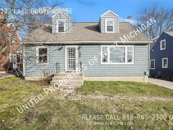 1132 Lake Grove Ave SE, East Grand Rapids, MI 49506