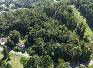 E Dale Rd, Fairmont, WV