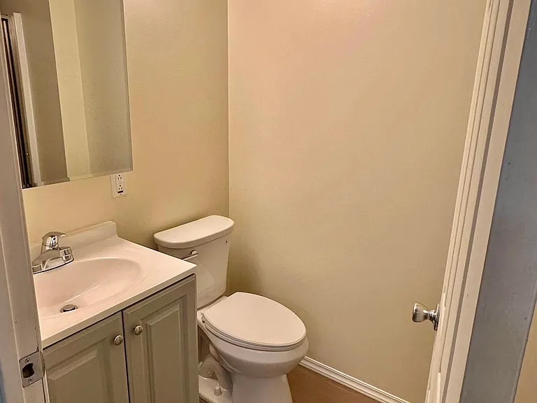 57 King Richard Ct — Photo 12
