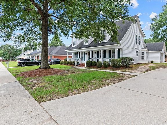 3rd image of 2270 Moss Creek Ct