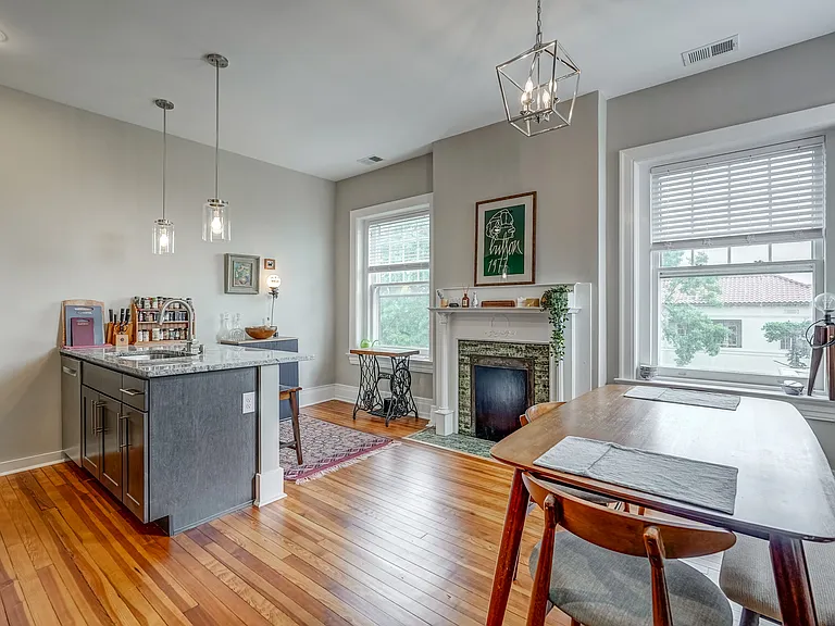 425 N Arthur Ashe Blvd #G — Photo 18