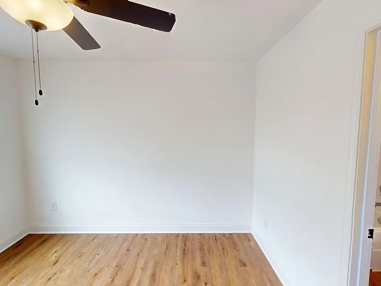 852 Levitan Dr — Photo 22