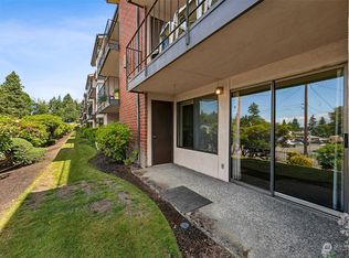 22700 28th Ave S APT 108, Des Moines, WA 98198
