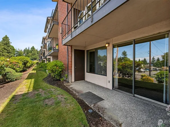 22700 28th Avenue S #108, Des Moines, WA 98198