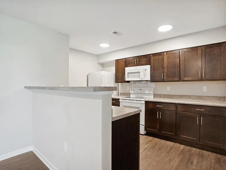 Chandler Pointe Senior Living — Photo 28