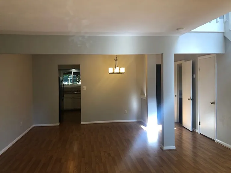 2312 Merl Cir — Photo 3