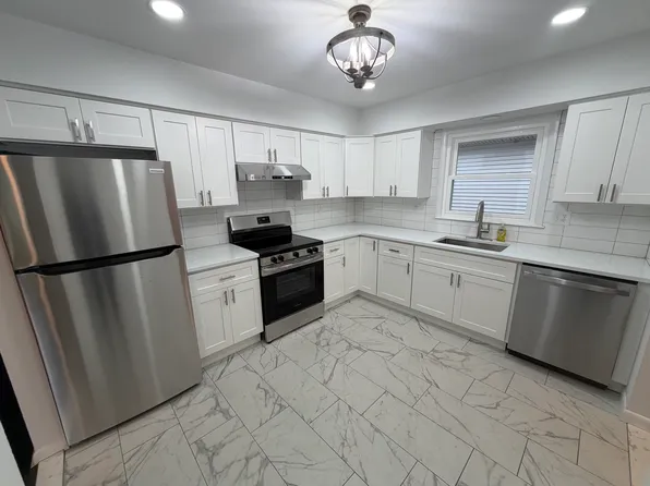 146 North Ave, Stirling, NJ 07980