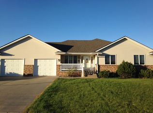 1421 Eagle Ridge Cir, Pierce, NE 68767