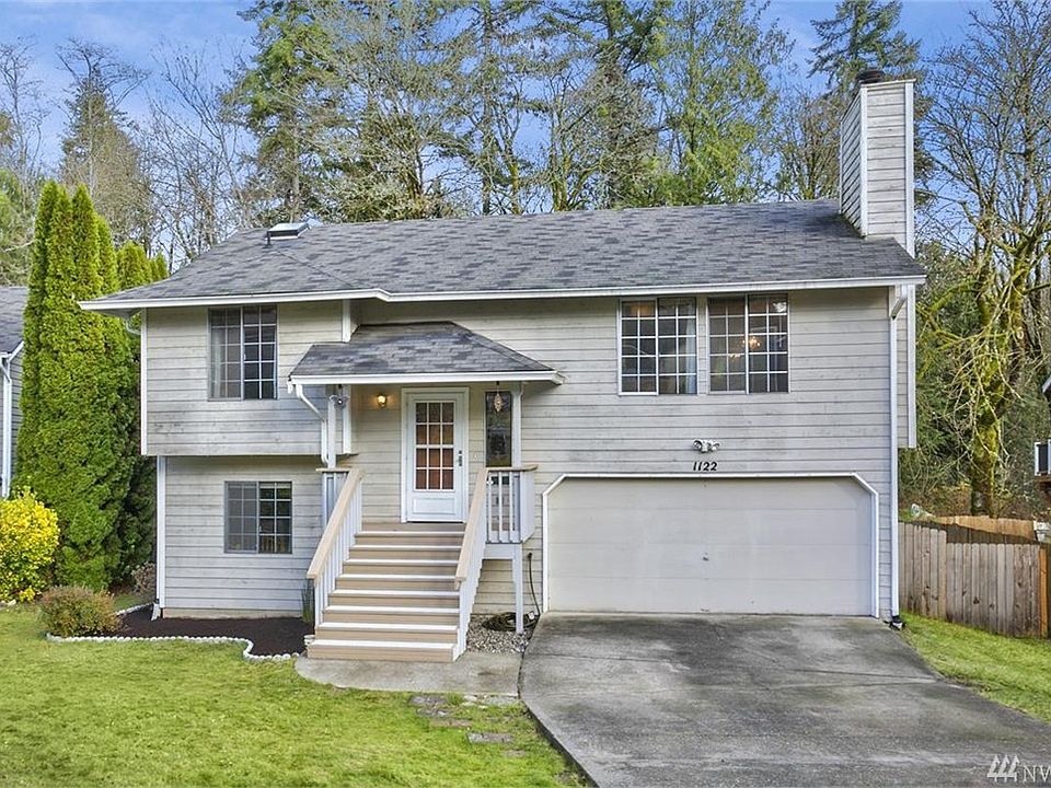 1st image of 1122 NE Lombard Ct