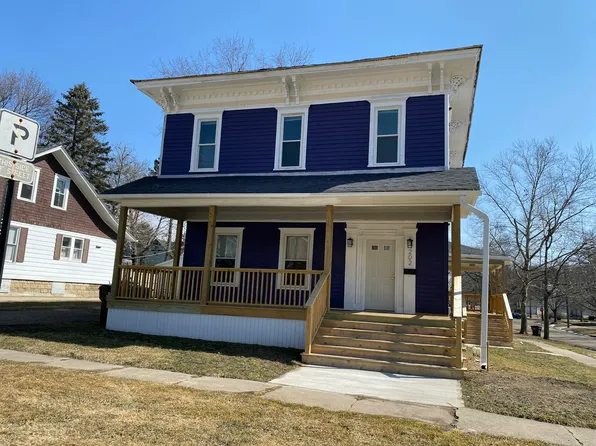 202 Park St, Albion, MI 49224