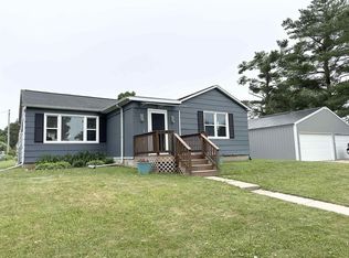 408 Elmberta St, Mauston, WI 53948