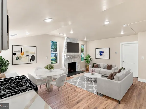 43 Bishop St, Browns Mills, NJ 08015