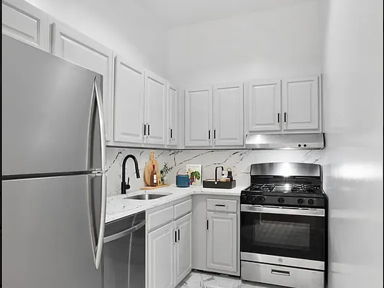 199 W 134th St #1C — Photo 5