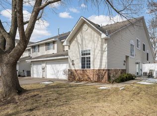 2572 Lockwood Dr #68, Saint Paul, MN 55120