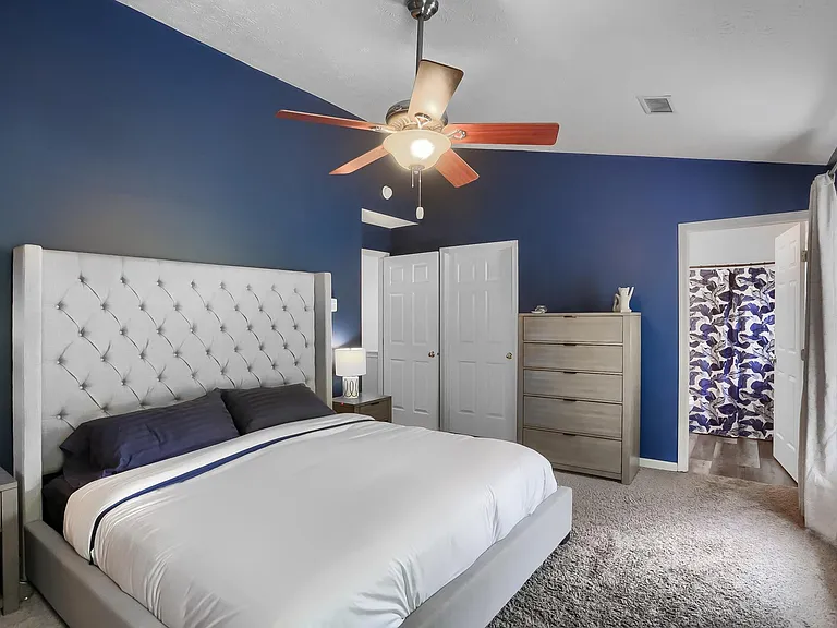609 Village Green Blvd E — Photo 11