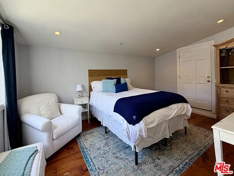 3950 Las Flores Canyon Rd — Photo 15