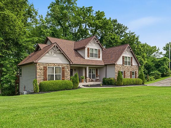 2nd image of 117 Deerwood Dr