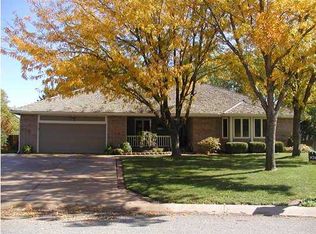 924 S Whippoorwill Rd, Derby, KS 67037