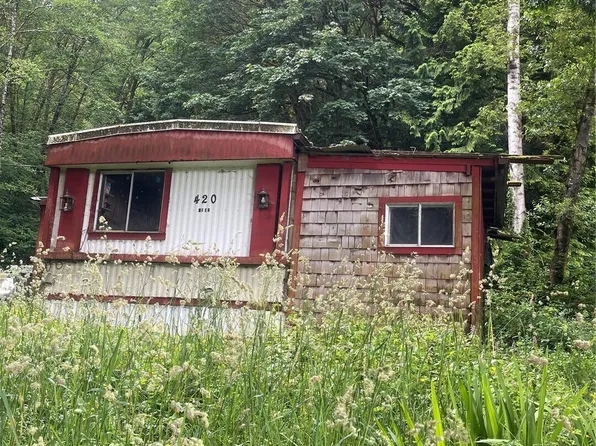 420 Weir Street S, South Bend, WA 98586