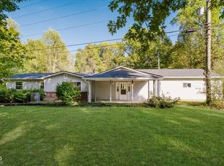 7635 Grizzly Dr, Nineveh, IN 46164