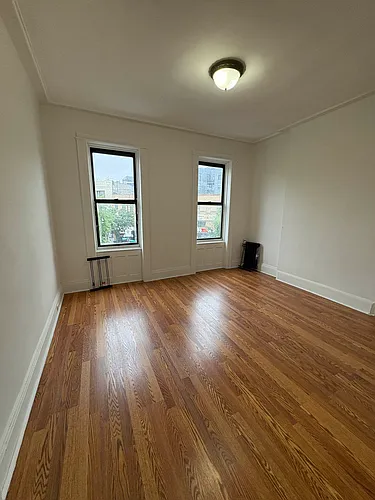 1670 Putnam Ave #3L Photo 1 1670 Putnam Ave #3L Photo 1