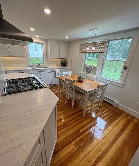 14 Pine St — Photo 4