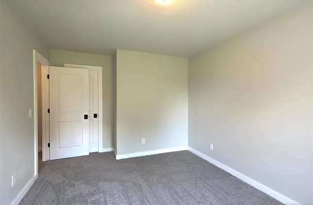 3900 S Sycamore Ave — Photo 10