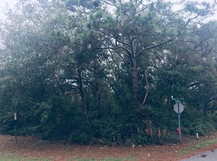 143 Apalachee St, Lanark Village, FL 32322