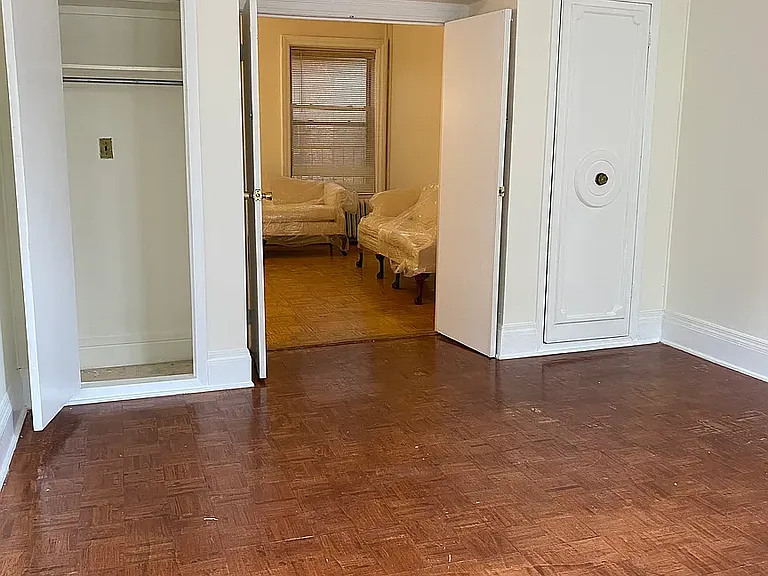 615 Rutland Rd #1 — Photo 6