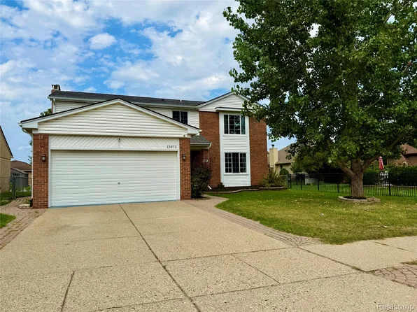 15873 Nathan Dr, Macomb, MI 48044