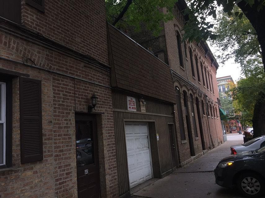 1st image of 645 W Belden Ave