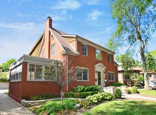 9934 S Hoyne Ave, Chicago, IL
