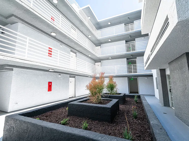 4378 Sepulveda Blvd — Photo 7
