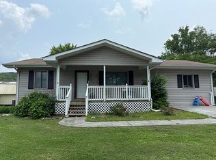 982 N Main St, Decatur, TN 37322