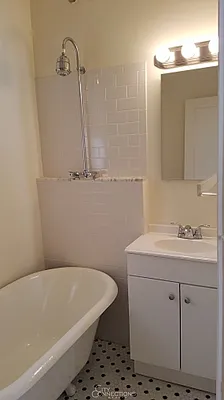 Rented by City Connections Realty | media 16